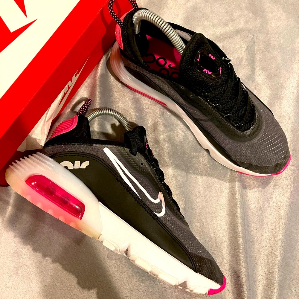 Nike Air Max - Picture 5 of 12